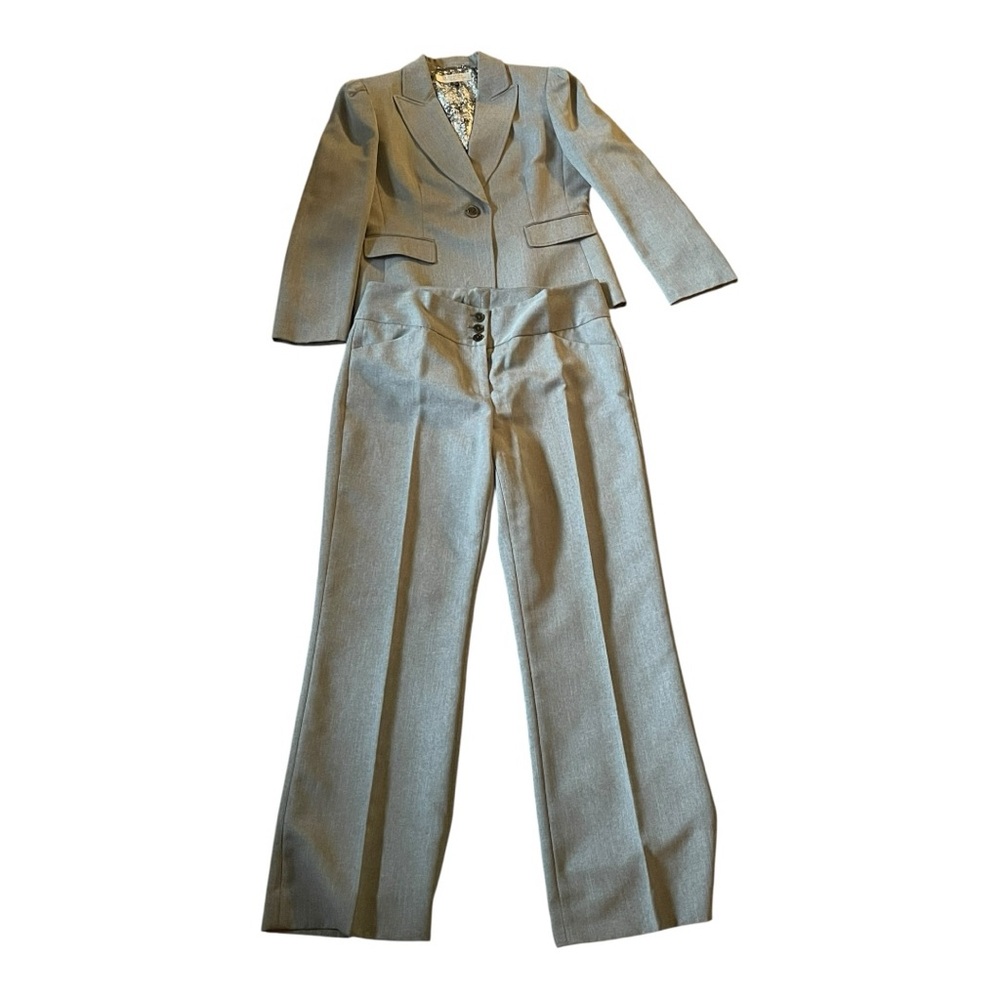 Tahari Women's Gray Pantsuit - Picture 6 of 11
